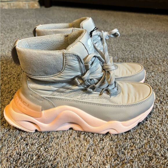 Sorel Kinetic RNEGD Storm Boots. Size 8 - Picture 3 of 5